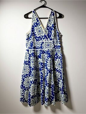 George brand - Blue Floral V-Neck Fit & Flare Dress - size 14